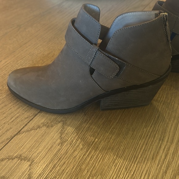 Eileen Fisher - Picture 4 of 5